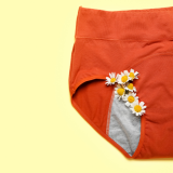 Menstruační kalhotky | Pro „jahodové“ dny v pohodlí a zcela bez obav